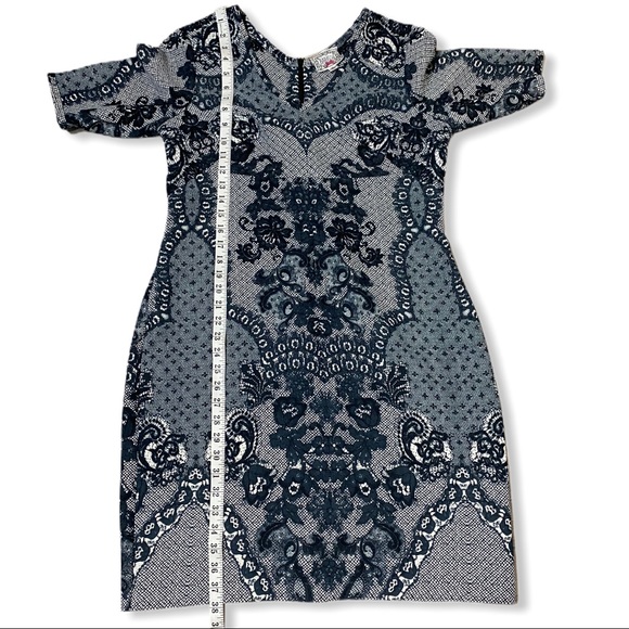 Anthropologie Yoana Baraschi Sketched Lace Dress - Picture 9 of 11